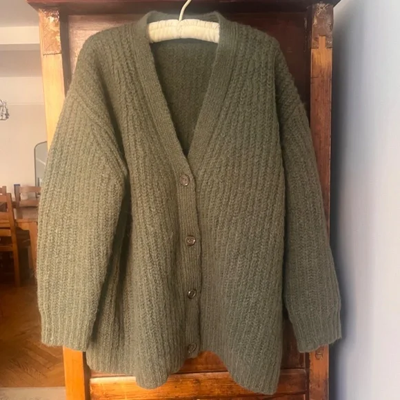 Jenni Kayne Cocoon Cardigan in Olive - Small - Picture 2 of 13